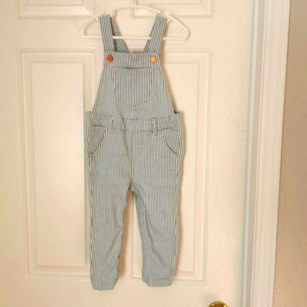 2/$30 Old Navy Girls Jumpsuit / overalls 2T